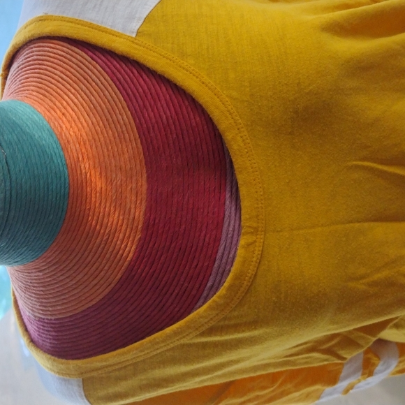 Old Navy extra large mustard and white striped tee - Picture 2 of 5